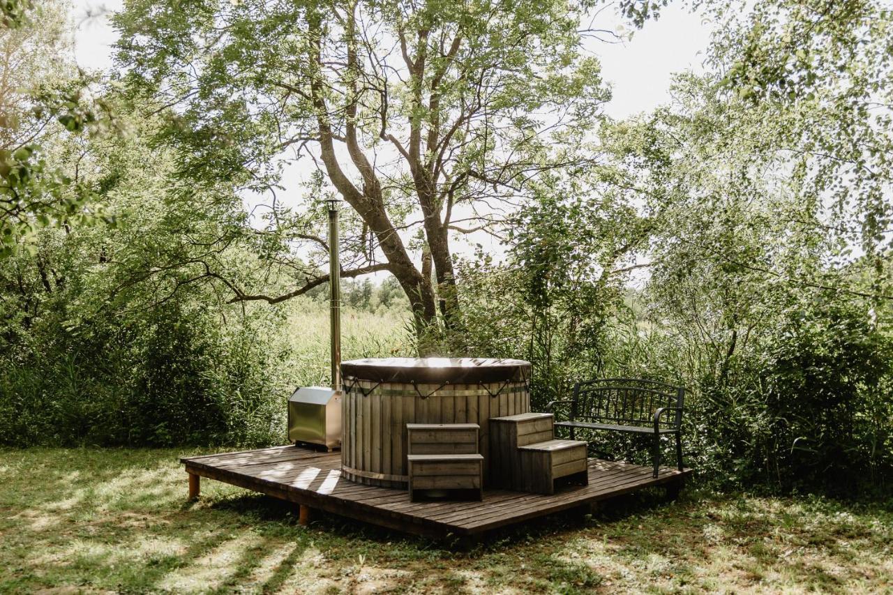 Berzu Namelis - Birch Cabin Kutsyuny Kültér fotó